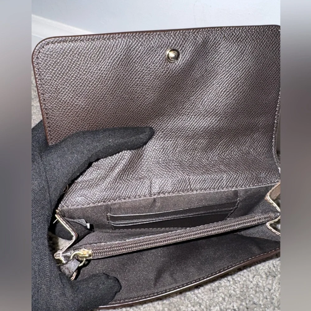 Coach Gold Women's Wristlet | Flawed see photos